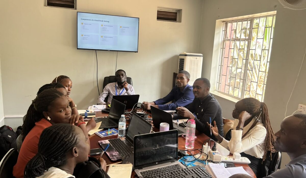 Participants discuss the components of a good study setting during a NexusCRI research training session.